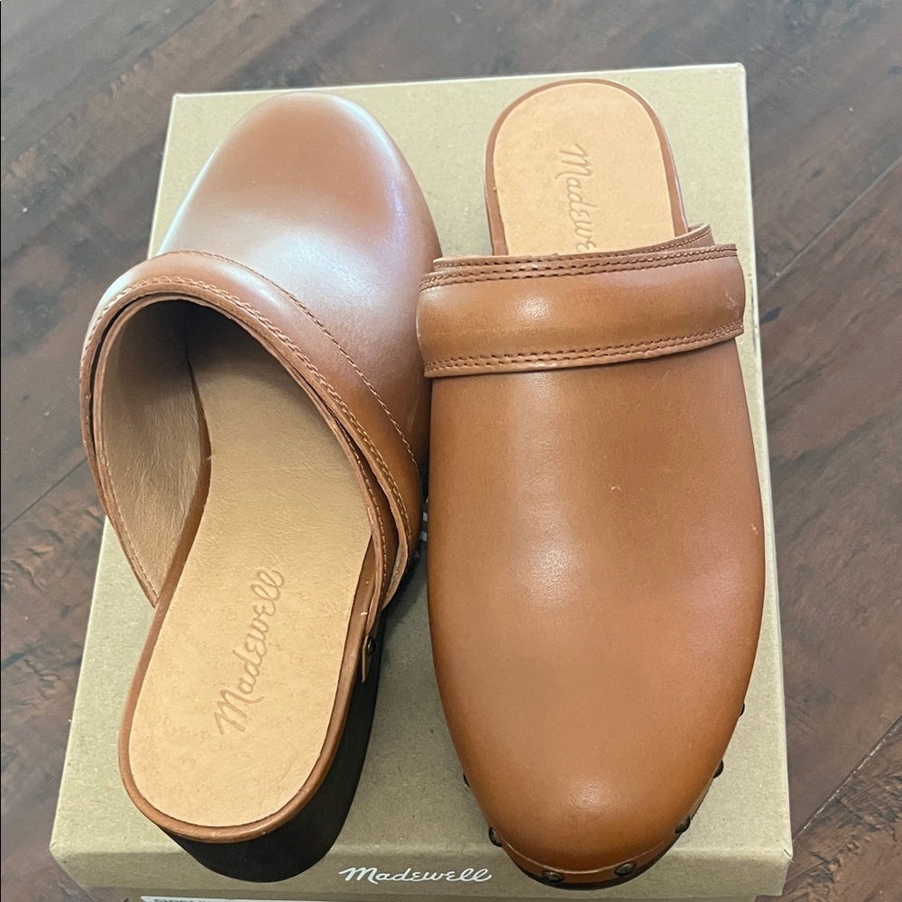 Madewell Tan Leather Slip-On Clogs